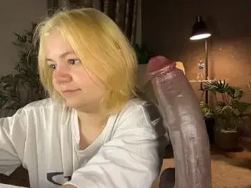 Stripchat Private Sex Chat of MoonIvy_