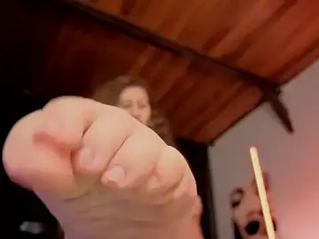 Stripchat Sex Cam of SamanttaMilf