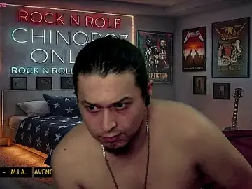 Stripchat Live Sex Cam of chino_roz