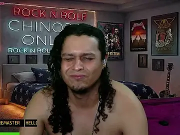 Stripchat Best Webcam of chino_roz