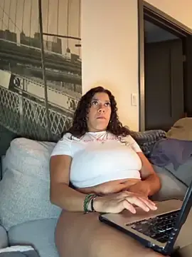 Stripchat Adult Webcam of Bigbuttbrooklynn