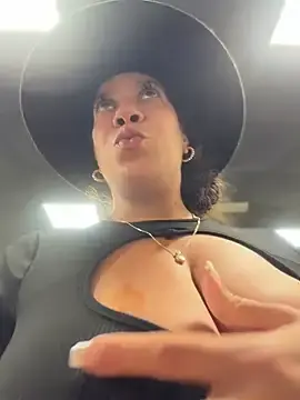 Stripchat Live Sex of Bigbuttbrooklynn