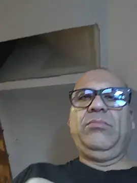 Stripchat Live Sex Cam of Guapo007sexy