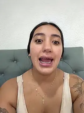 Stripchat Adult Video Chat of Hannahoff