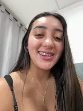 Stripchat Adult Webcam of Hannahoff