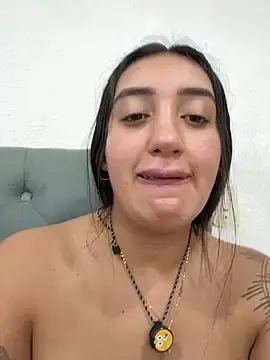 Stripchat Adult Webcam of Hannahoff