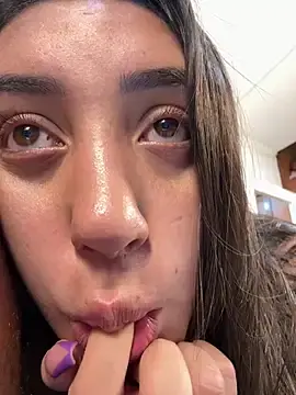 Stripchat Live Sex Cam of Hannahoff