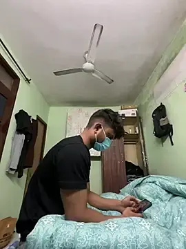 Stripchat Sex Cam of Mr_Cajonny0