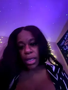 Stripchat Live Sex Cam of Tikalalin