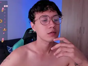 Stripchat Live Porn of LeaneSeb