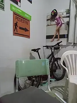 Stripchat Free Porn Cam of dinho_carioca