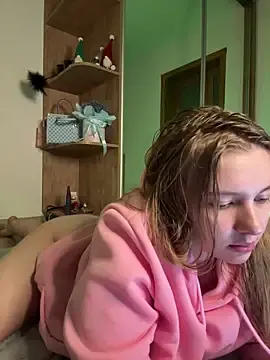 Stripchat Nude Webcam of AvelynFrey