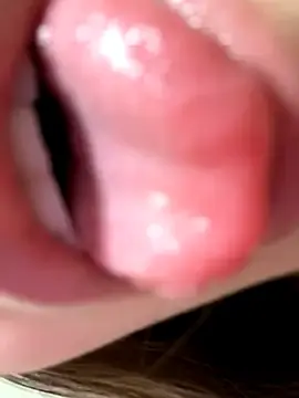 Stripchat Free Porn Cam of Sweet-Angel999