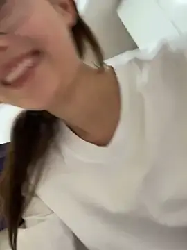 Stripchat Free Live Porn of Sweet-Angel999