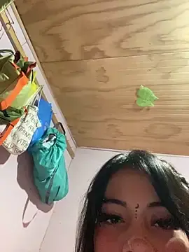 Stripchat Adult Webcam of kiittyselenita