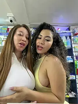 Stripchat Adult Webcams of roouse