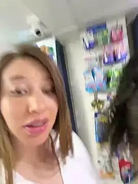 Stripchat Free Live Porn of roouse