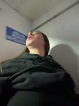 Stripchat Live Sex Cam of roouse