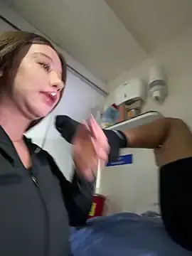 Stripchat Live Sex Cam of roouse