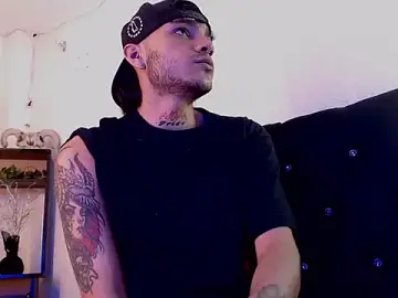 Stripchat Best live sex cam show of kingdani_hot