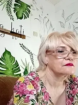Stripchat Live Sex Cam of Catty_Lady