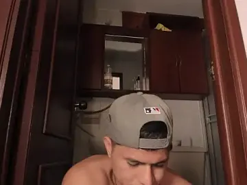 Stripchat Live Sex Cam of Niicky1_