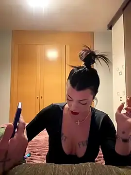 Stripchat Nude Webcam of Noeliagglow