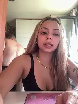 Stripchat Live Porn of Noeliagglow