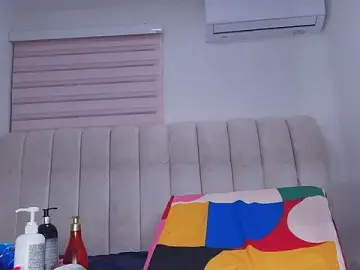 Stripchat Free Live Porn of timkerbell_