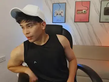 Stripchat Sex Cam of David_Nova