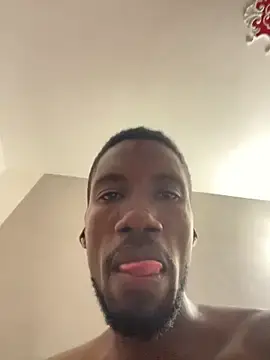 Stripchat Live Sex Cam of INTRUDERS20