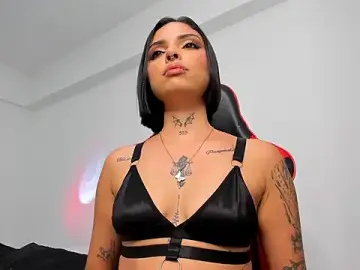 Stripchat Free Porn Cam of hannah_miltonn