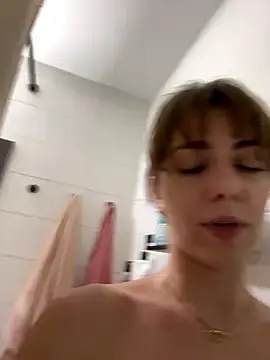 Stripchat Sex Cam of MariiD