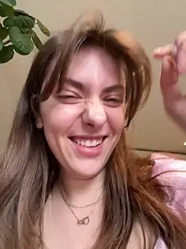 Stripchat Nude Webcam of MariiD