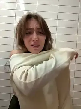 Stripchat Live Sex Cam of MariiD