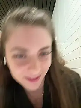 Stripchat Live Sex of MariiD