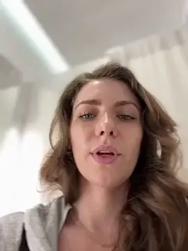 Stripchat Sex Cam of MariiD