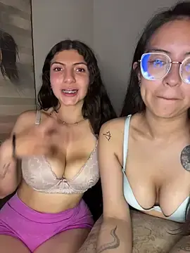 Stripchat Adult Webcams of arieel__722