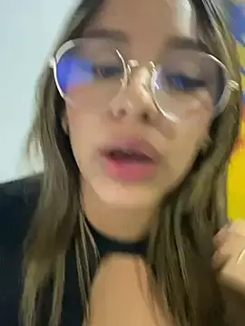Stripchat Free Porn Cam of liahot69