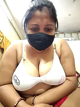 Stripchat Sex Cam of Curvy_Trisha
