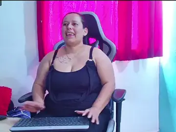 Stripchat Best Webcam of Diana_Lozano