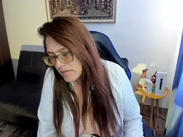 Stripchat Adult Video Chat of Ivette_Shaira