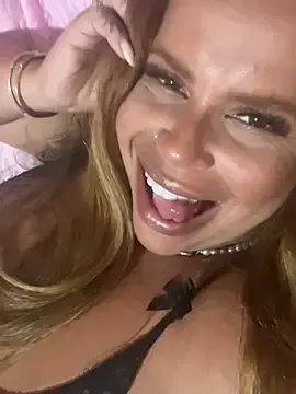 Stripchat Live Sex Cam of pimenta_gaby