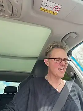 Stripchat Nude Webcam of Curvy-Jinx