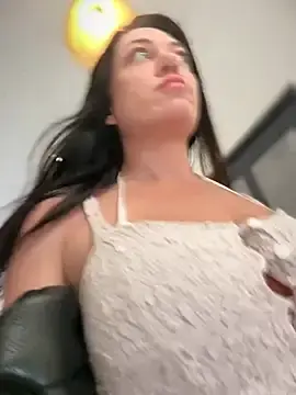 Stripchat Free Live Porn of LilliThelo