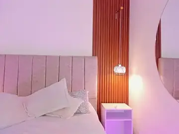 Stripchat Live Sex Cam of khloe-sweet