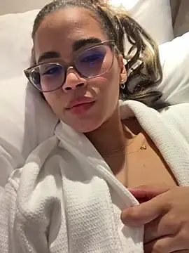 Stripchat Best live sex cam show of Lianh_Benett