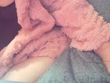 Stripchat Live Porn of Playful_MILF_Demi