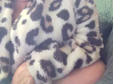 Stripchat Free Live Porn of Playful_MILF_Demi