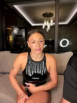 Stripchat Live Sex Cam of SexOnMyLvL